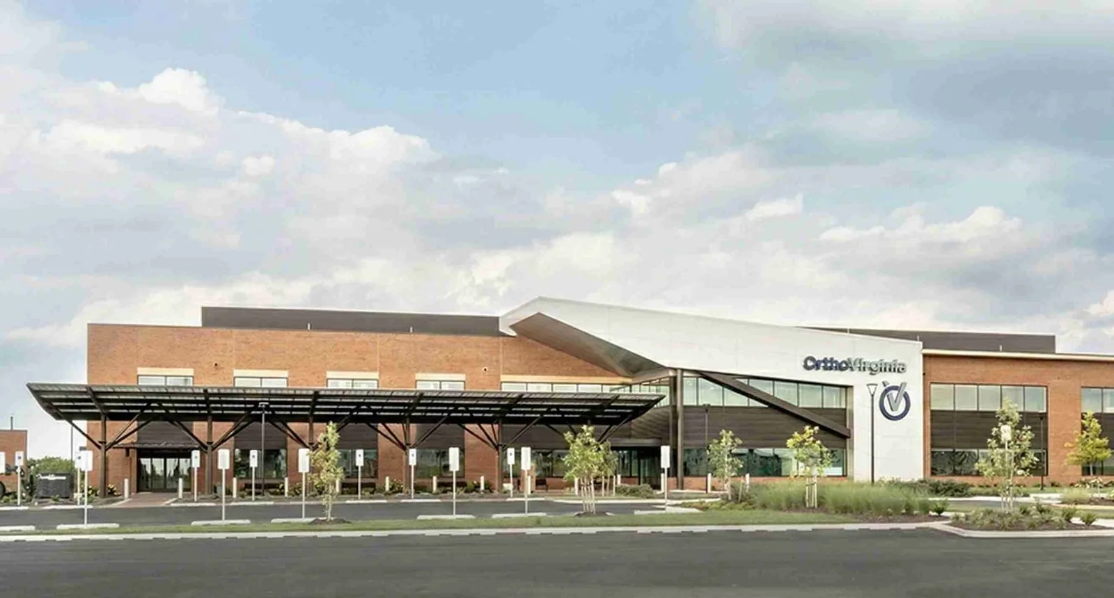 State-of-the-art OrthoVirginia outpatient surgical facility for joint replacement